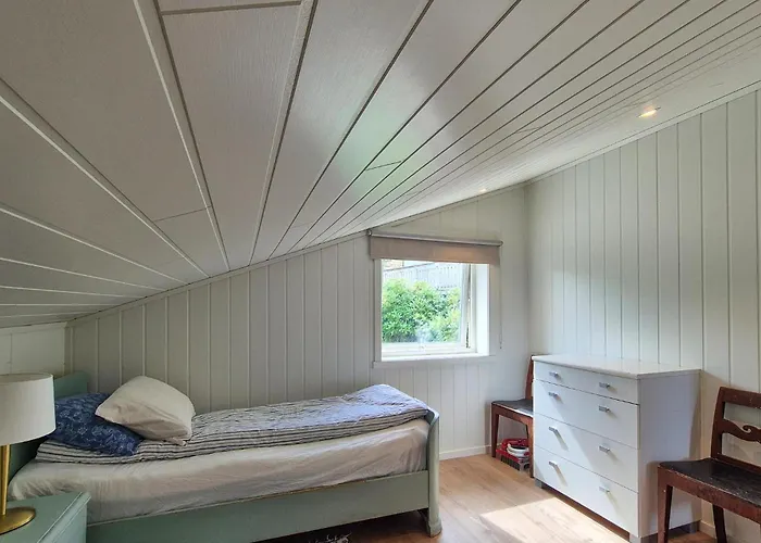 3 Bedroom Awesome In *